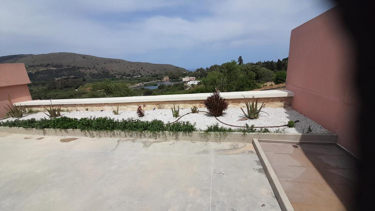 Georgioupoli Studio 2 with a pool&lake views Zewnętrze zdjęcie